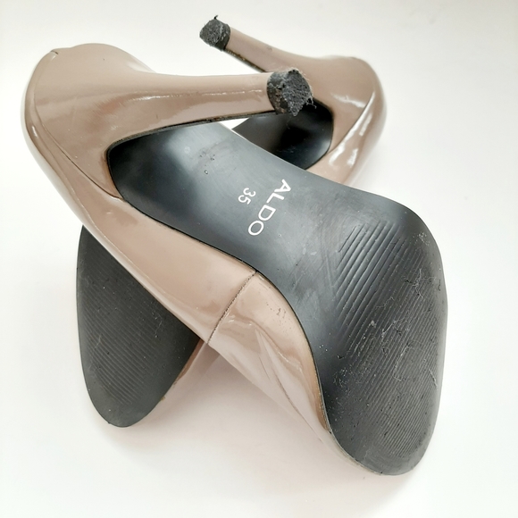 Aldo Nude Heels - Picture 4 of 8